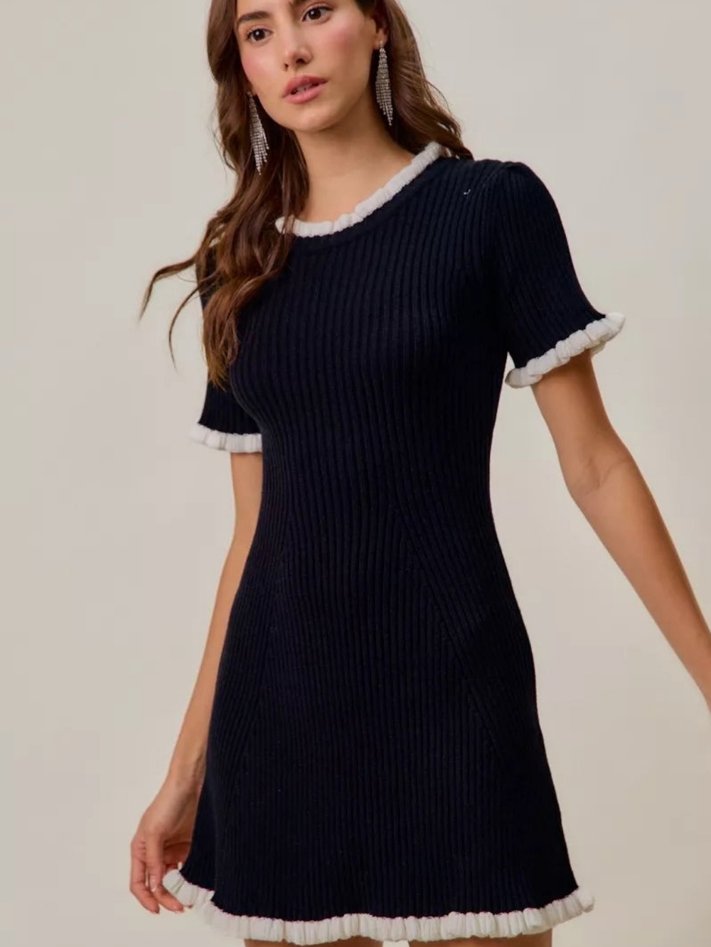 Sweet Edge Ruffled Knit Dress - Black